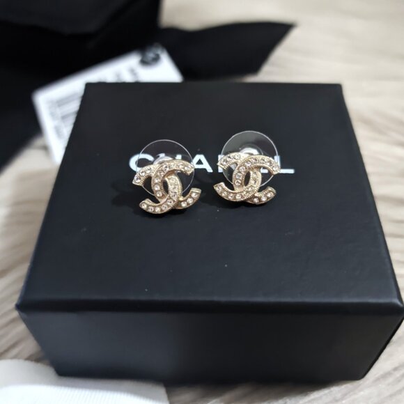 17V Authentic CHANEL Classic Mini CC Earrings - Picture 10 of 12